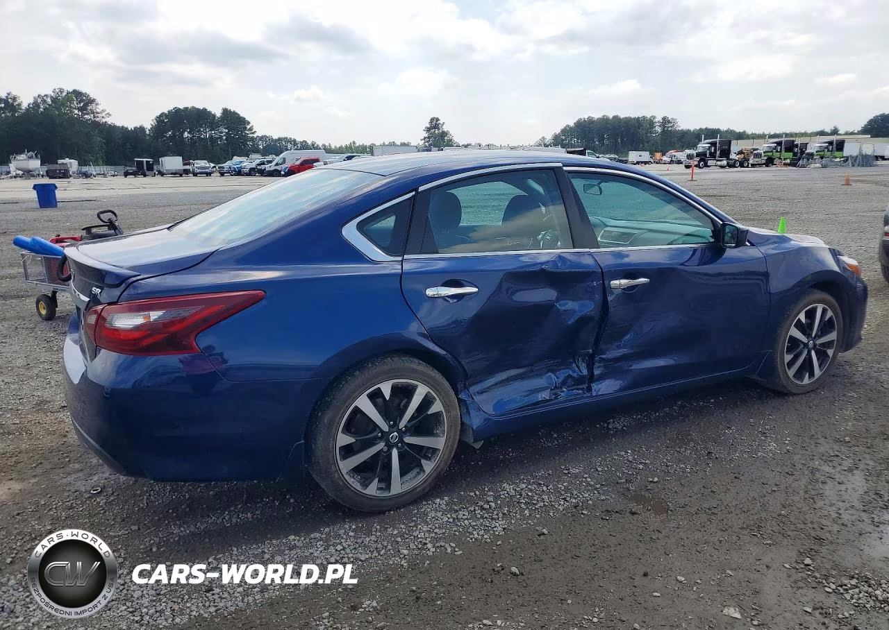 2018 Nissan Altima 2.5 Sr VIN:1N4AL3AP9JC137923 - 3