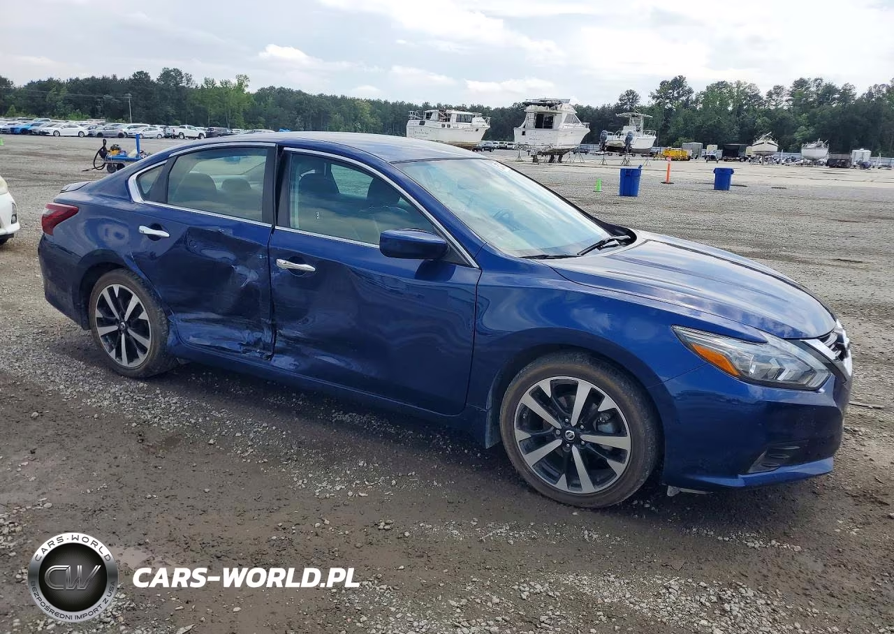2018 Nissan Altima 2.5 Sr VIN:1N4AL3AP9JC137923 - 4