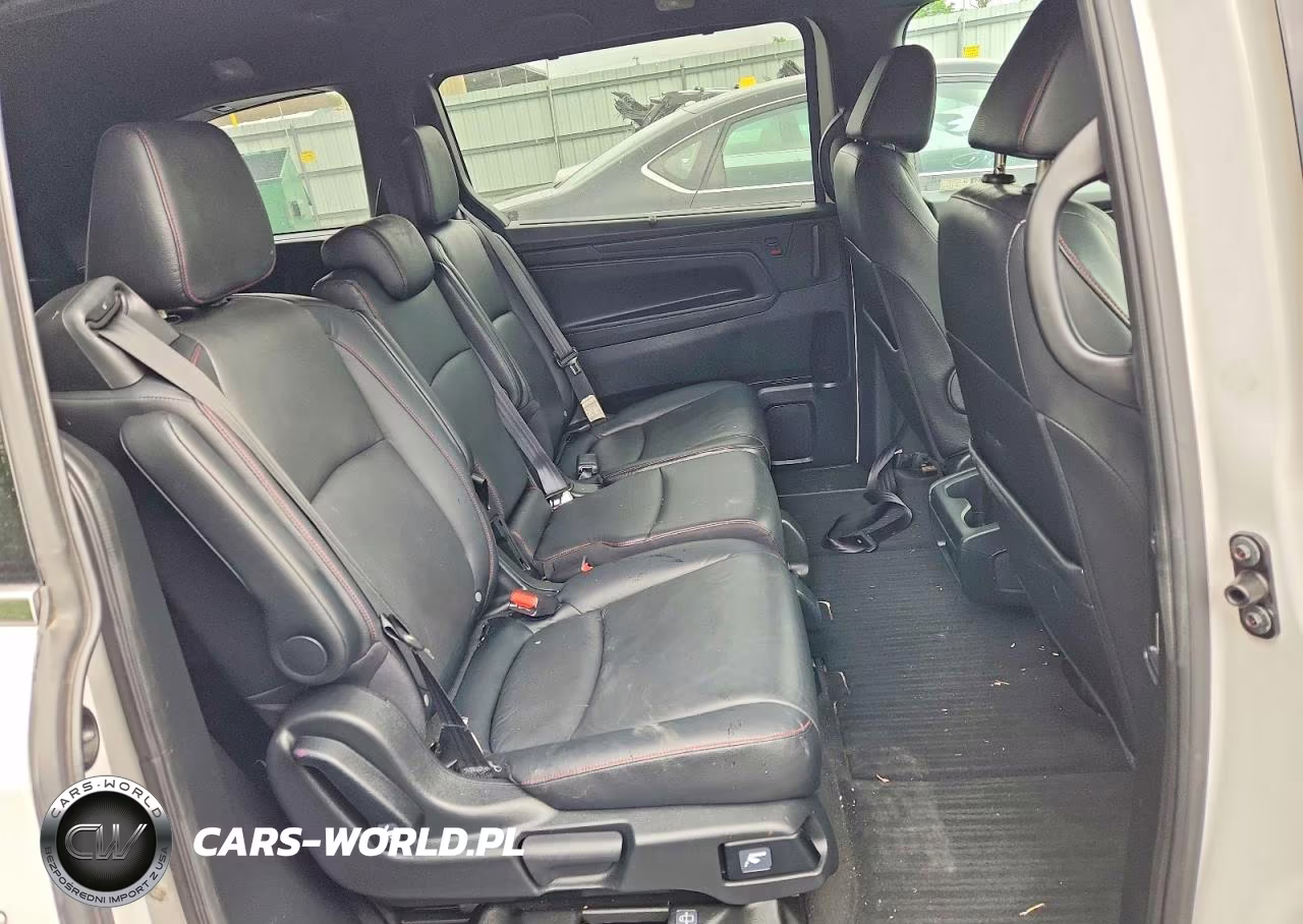 2023 Honda Odyssey Sport-L VIN:5FNRL6H72PB013699 - 11
