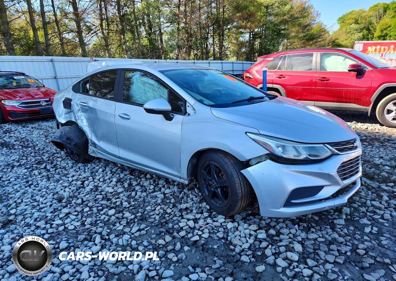 2017 Chevrolet Cruze Ls VIN:3G1BC5SM0HS556416 - 4