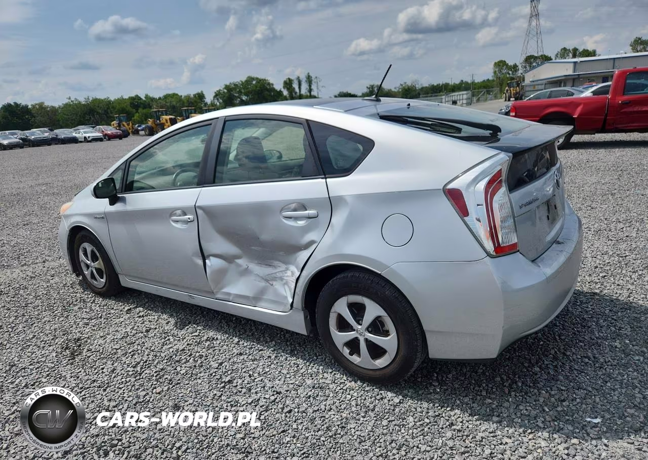 2012 Toyota Prius Four VIN:JTDKN3DU5C5536877 - 2