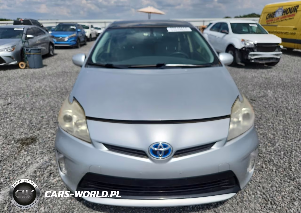 2012 Toyota Prius Four VIN:JTDKN3DU5C5536877 - 5