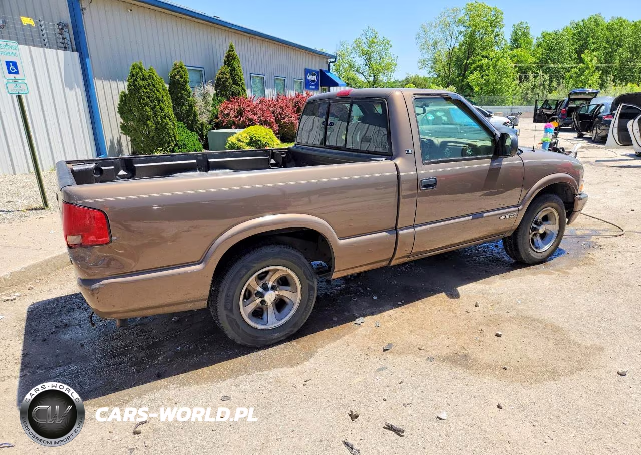 1999 Chevrolet S Truck S10 VIN:1GCCS14X5X8133045 - 3