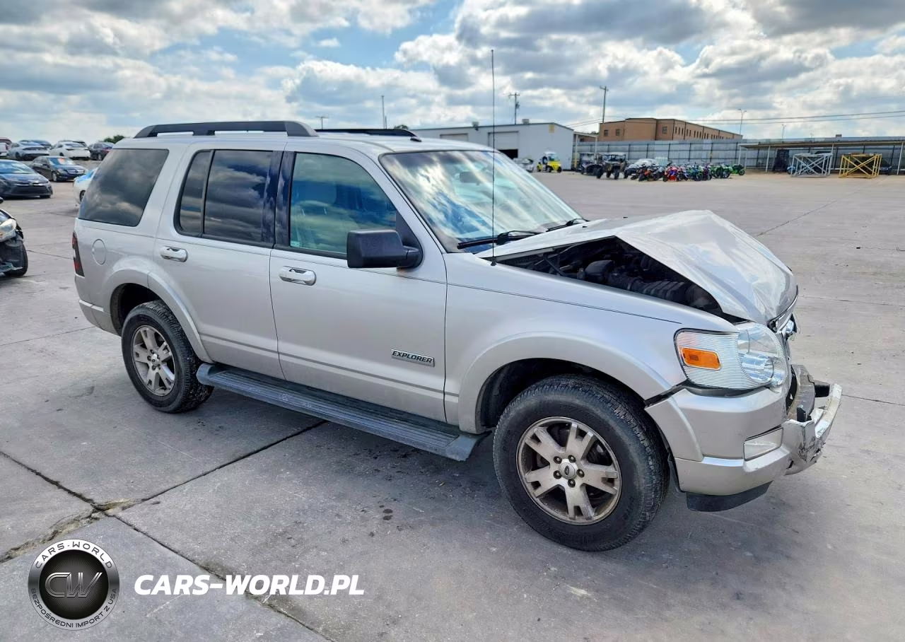2007 Ford Explorer Xlt VIN:1FMEU63E77UB81097 - 4
