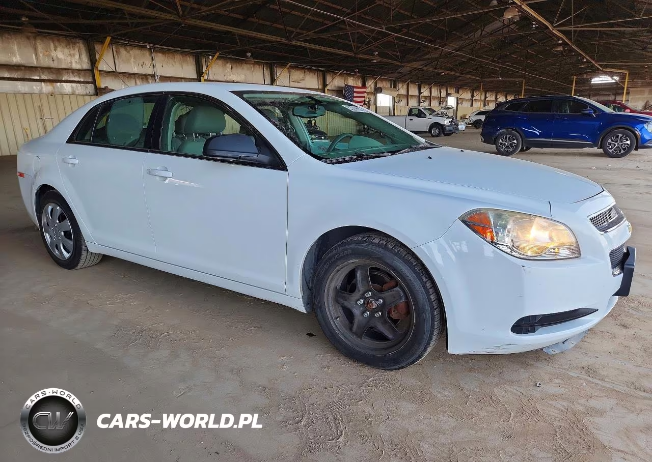 2012 Chevrolet Malibu Ls VIN:1G1ZA5E03CF261675 - 4