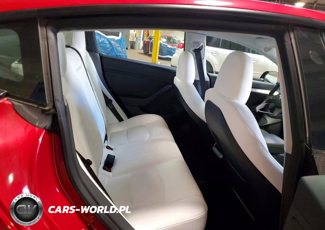 2023 Tesla Model 3 VIN:5YJ3E1EB2PF635912 - 10