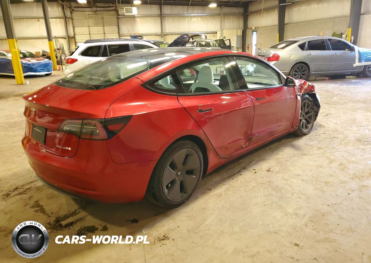 2023 Tesla Model 3 VIN:5YJ3E1EB2PF635912 - 3