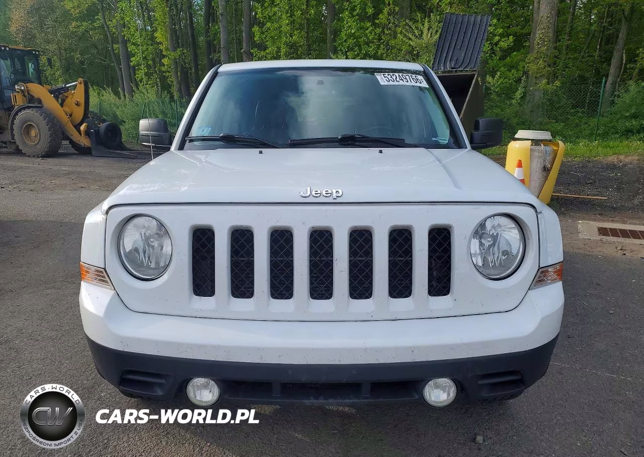 2014 Jeep Patriot Latitude VIN:1C4NJPFA0ED679361 - 5