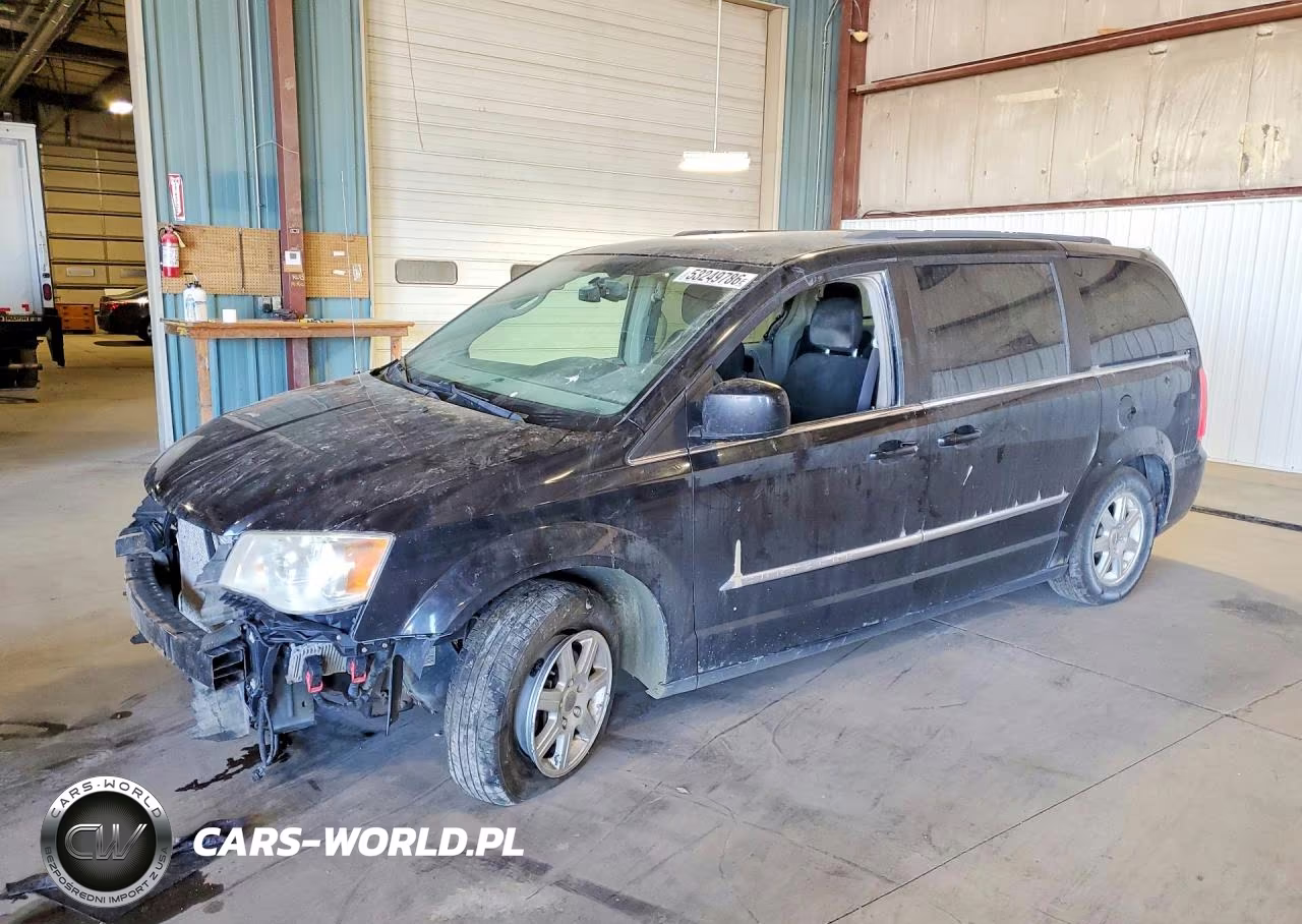 2012 Chrysler Town & Country Touring – zdjęcie 1 z 13