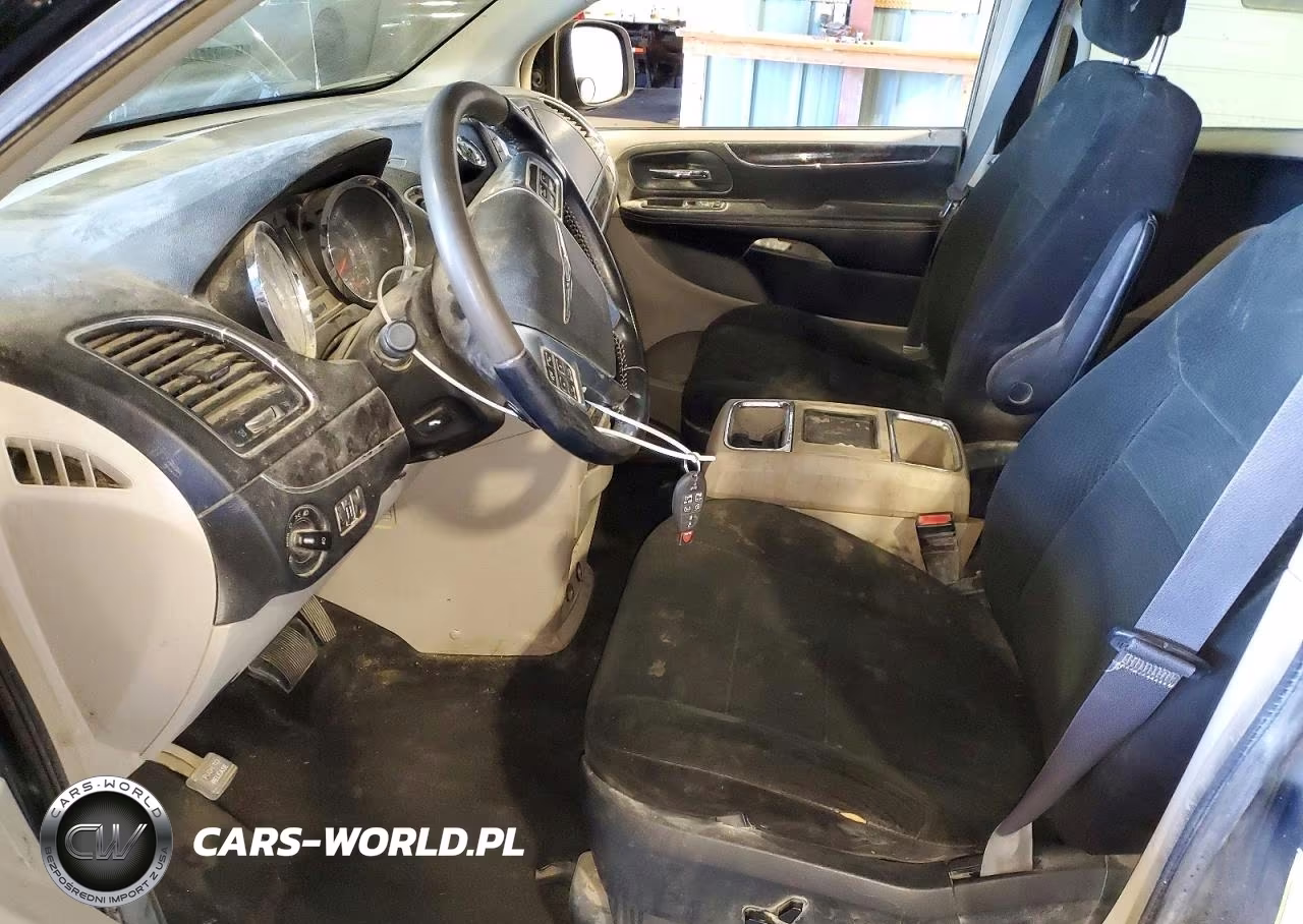 2012 Chrysler Town & Country Touring VIN:2C4RC1BG3CR140472 - 7