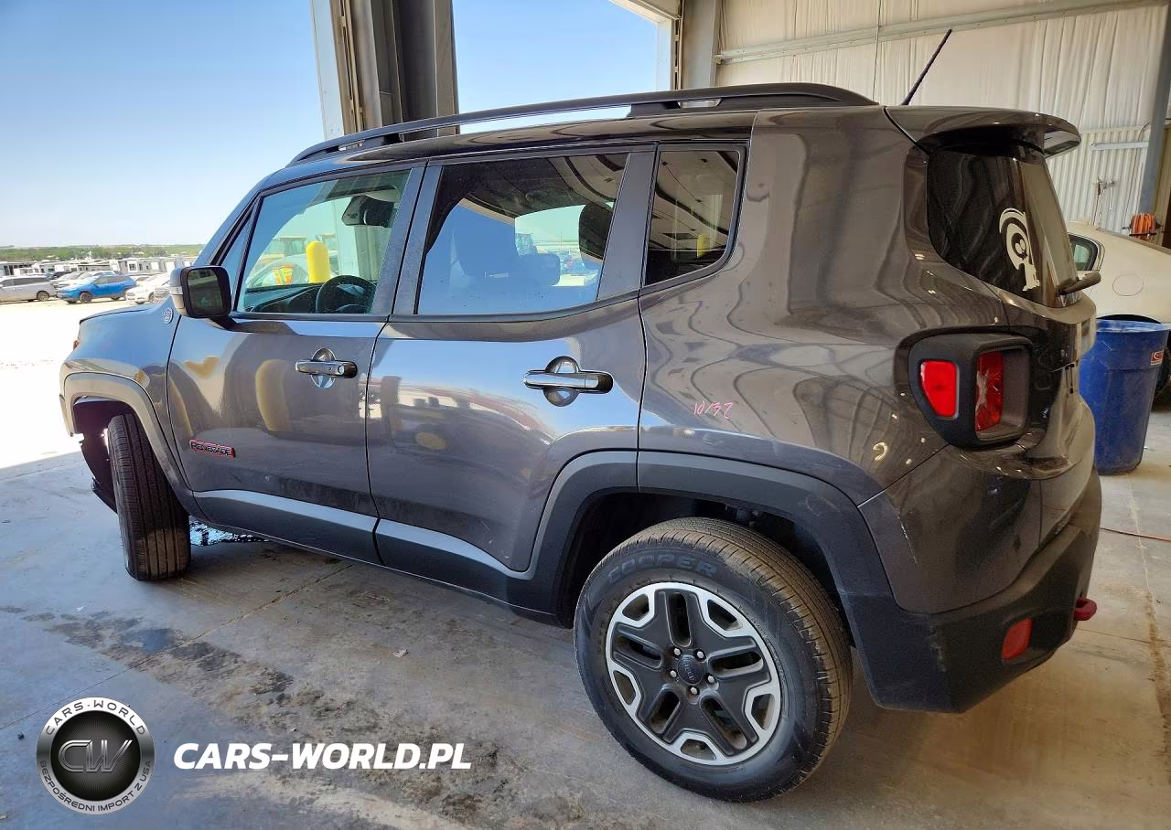 2017 Jeep Renegade Trailhawk VIN:ZACCJBCB2HPG11284 - 2