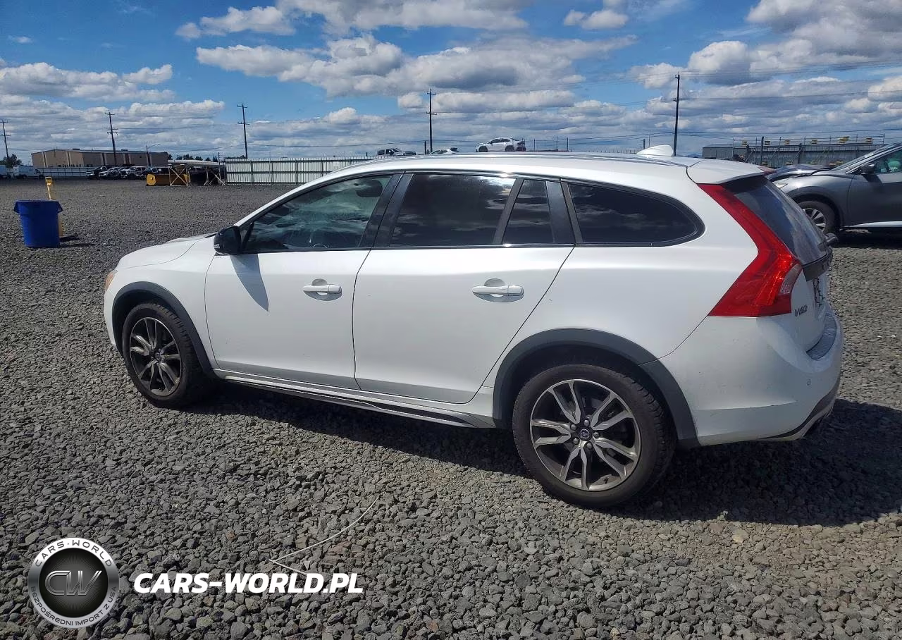 2015 Volvo V60 Cross Country Premier VIN:YV4612HK7F1001994 - 2
