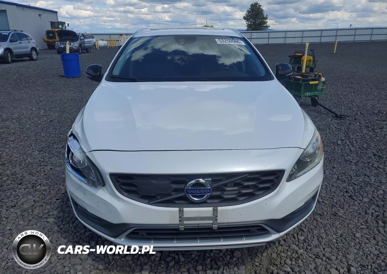 2015 Volvo V60 Cross Country Premier VIN:YV4612HK7F1001994 - 5