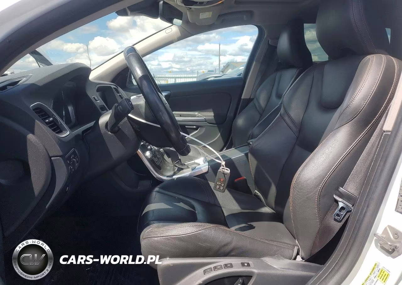 2015 Volvo V60 Cross Country Premier VIN:YV4612HK7F1001994 - 7