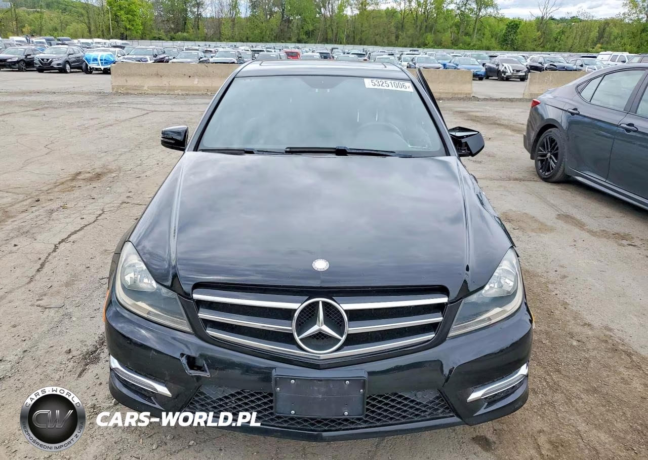 2014 Mercedes-Benz C 300 4Matic VIN:WDDGF8AB1EG253974 - 5
