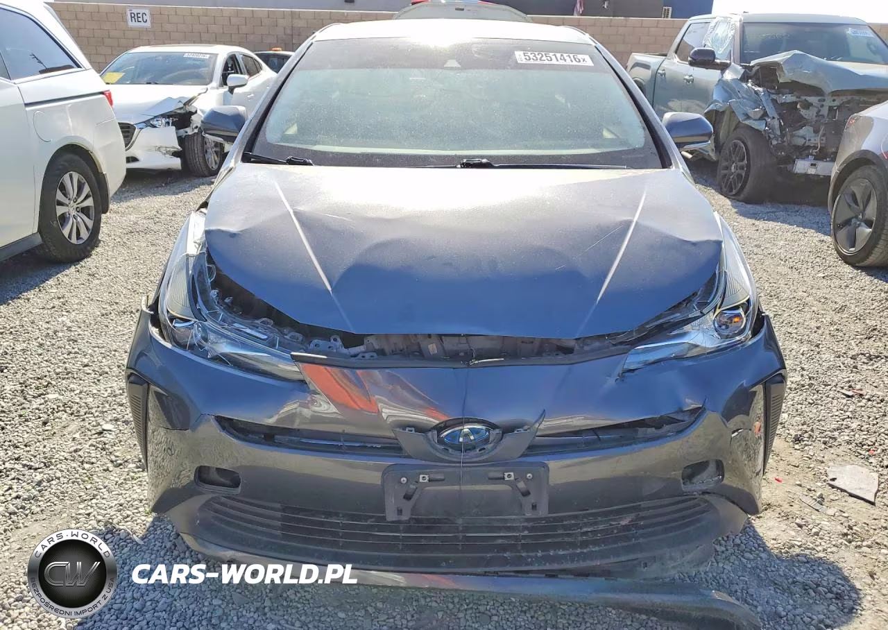 2020 Toyota Prius Le VIN:JTDKARFU7L3109465 - 5