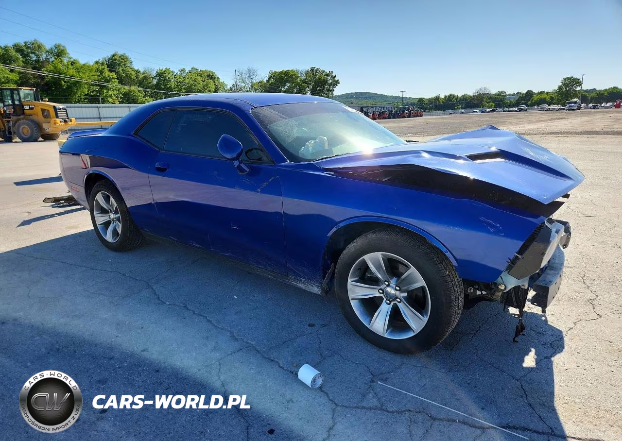 2018 Dodge Challenger Sxt VIN:2C3CDZAG1JH318213 - 4