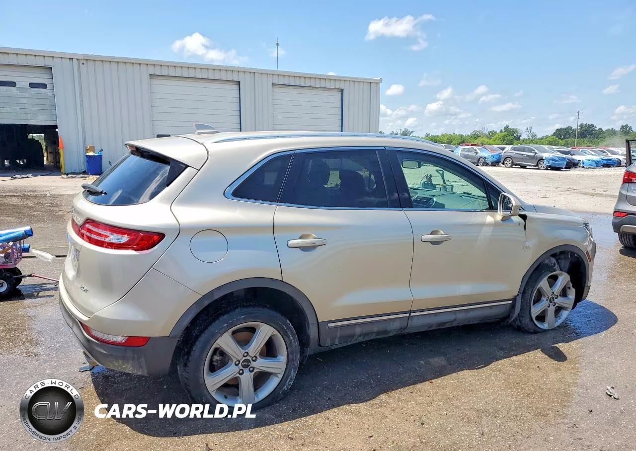2017 Lincoln Mkc Premiere VIN:5LMCJ1C91HUL35002 - 3