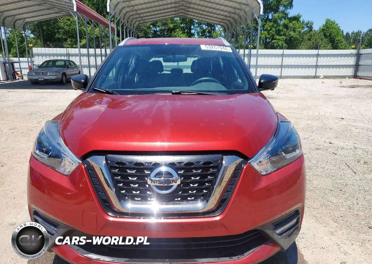 2019 Nissan Kicks Sr VIN:3N1CP5CU3KL565663 - 5