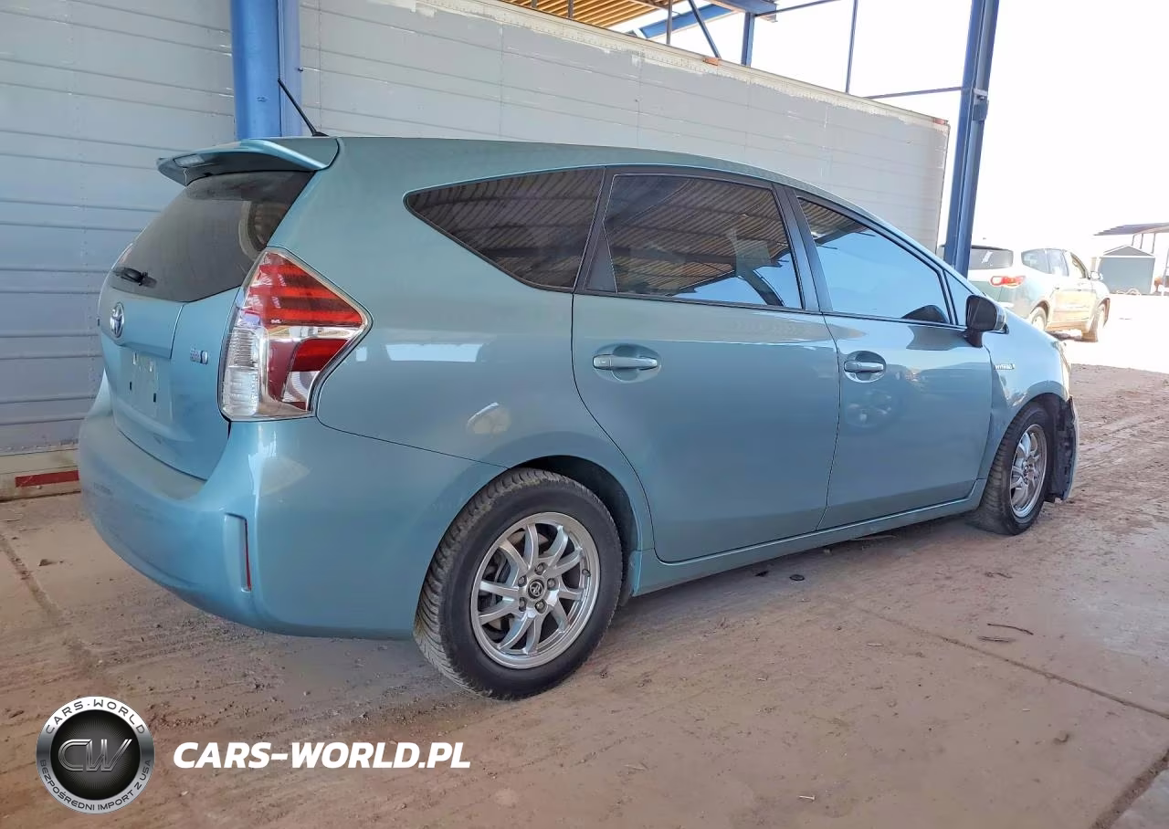 2015 Toyota Prius V Two VIN:JTDZN3EU9FJ038609 - 3