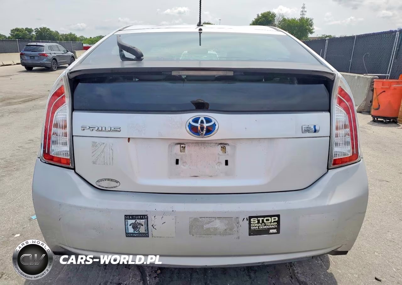2012 Toyota Prius Two VIN:JTDKN3DU6C5531476 - 6