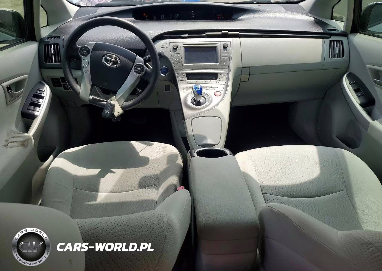 2012 Toyota Prius Two VIN:JTDKN3DU6C5531476 - 8