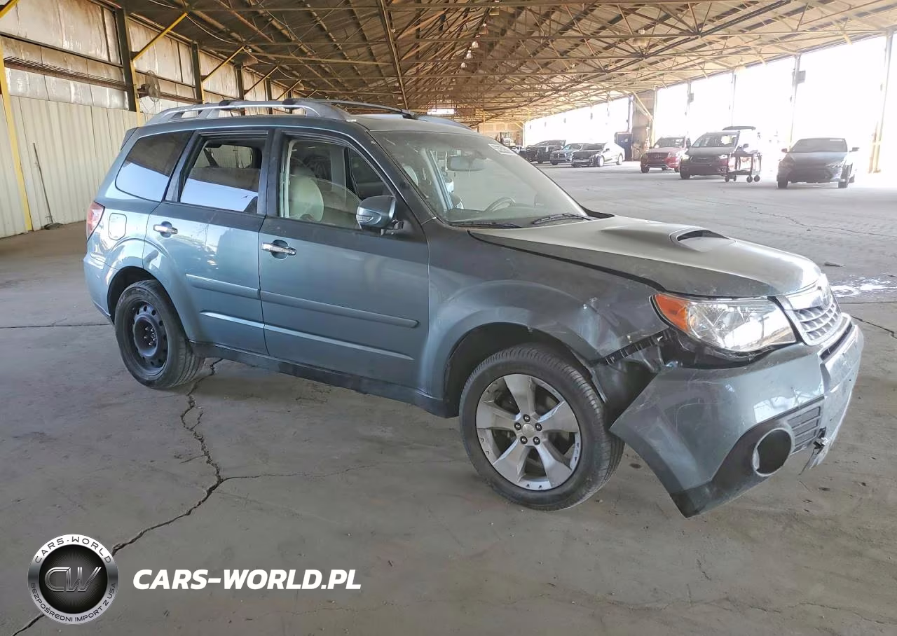 2011 Subaru Forester Touring VIN:JF2SHGGC2BH707116 - 4