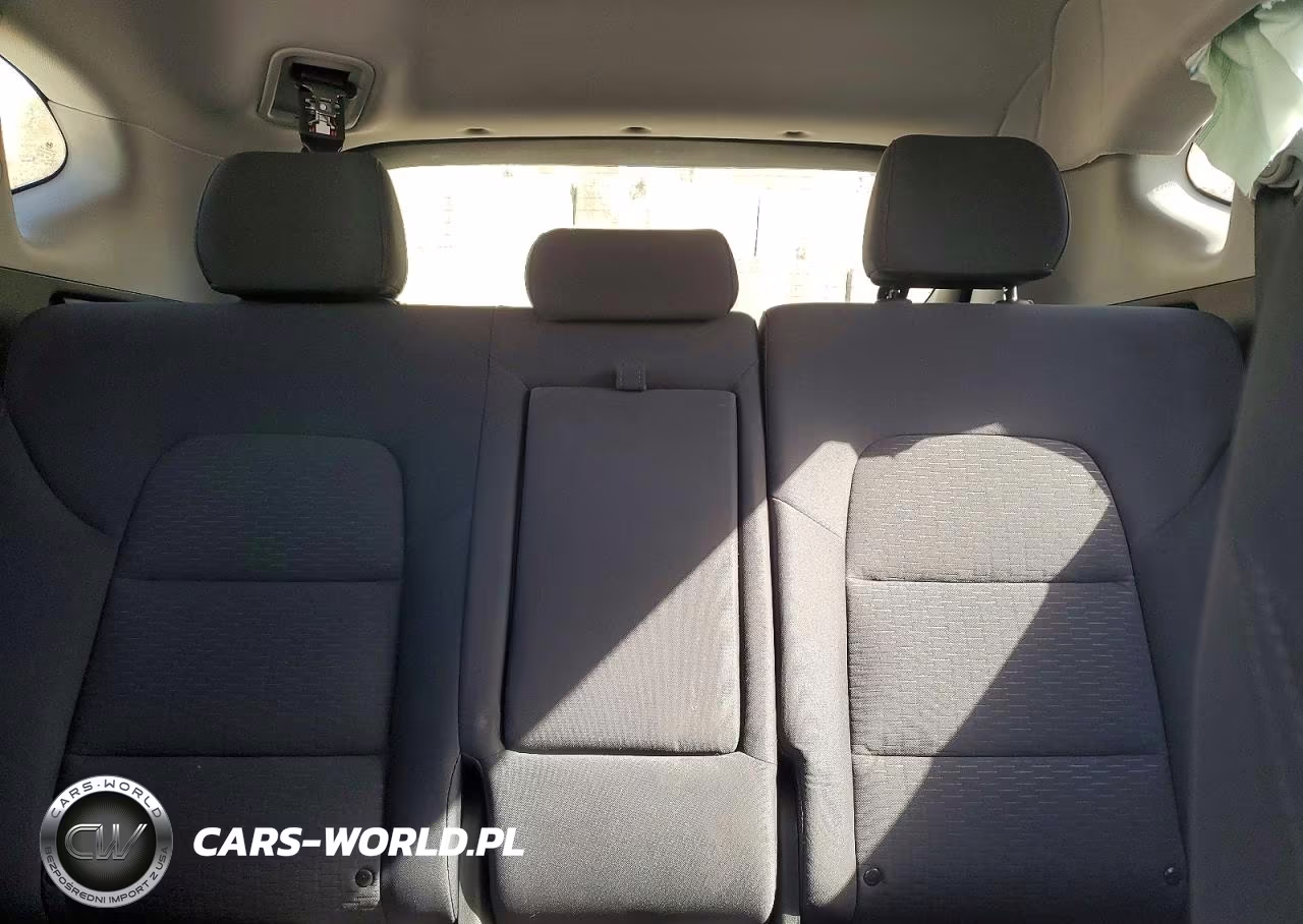 2021 Hyundai Tucson VIN:KM8J33AL2MU349743 - 10