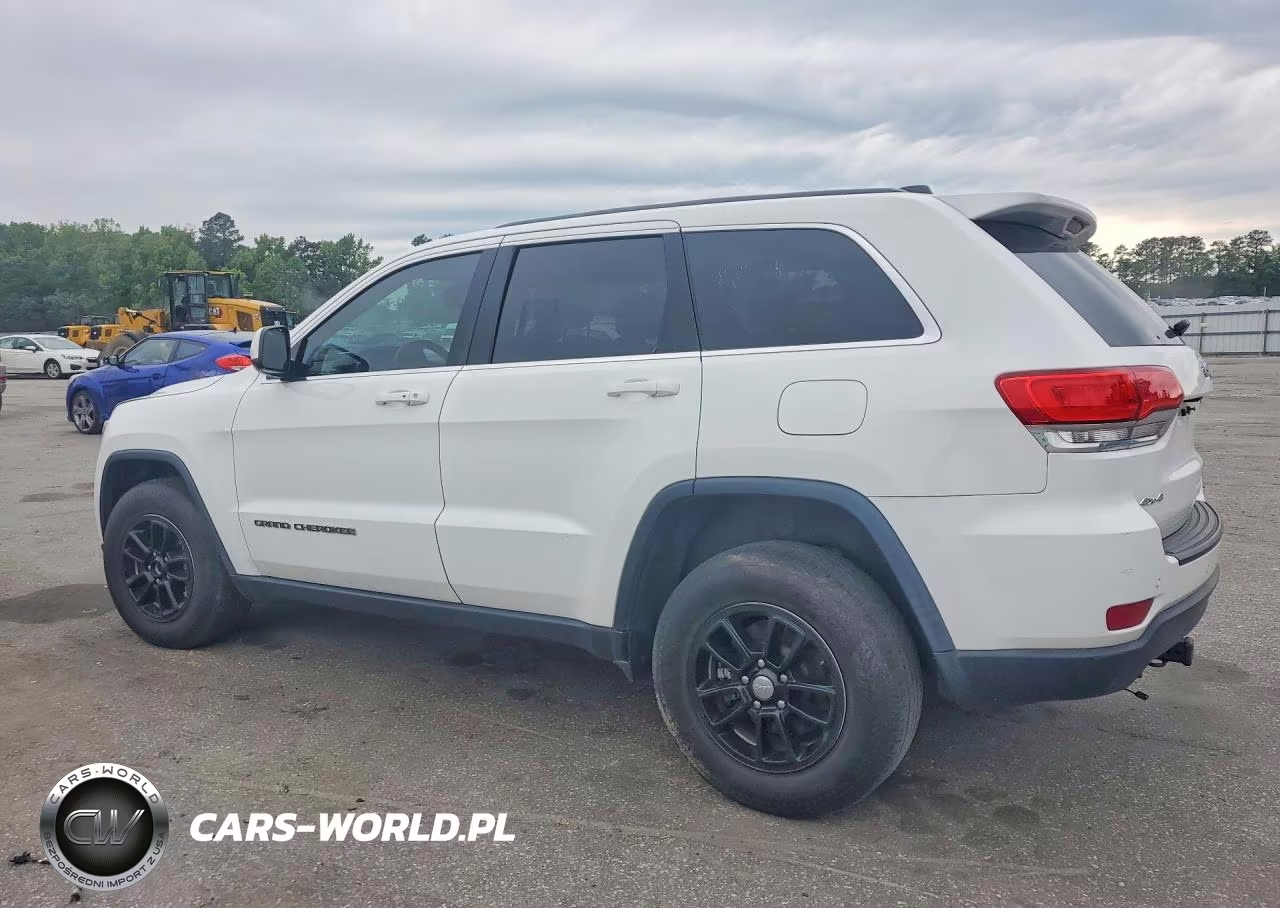 2018 Jeep Grand Cherokee Laredo VIN:1C4RJFAG9JC432007 - 2