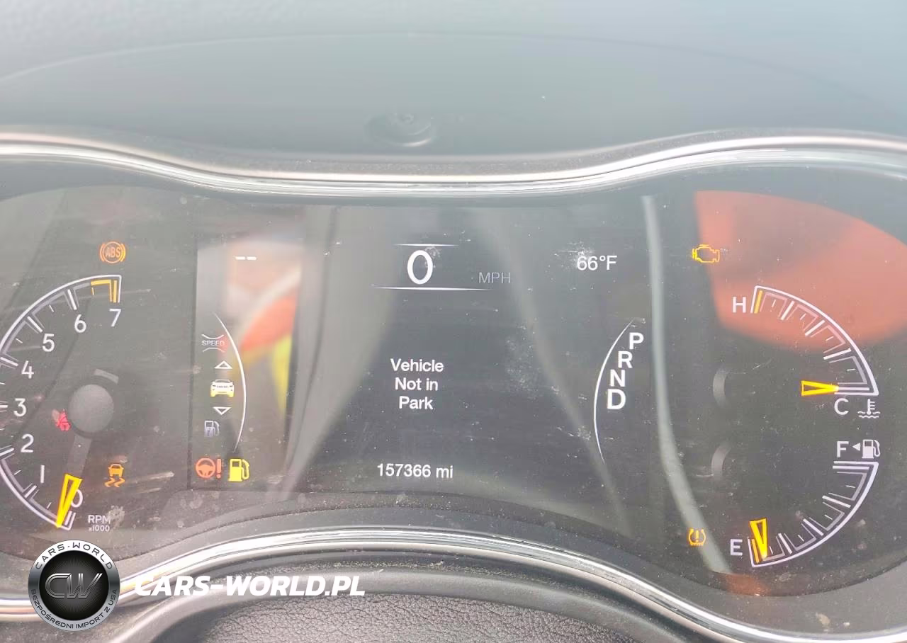 2018 Jeep Grand Cherokee Laredo VIN:1C4RJFAG9JC432007 - 9