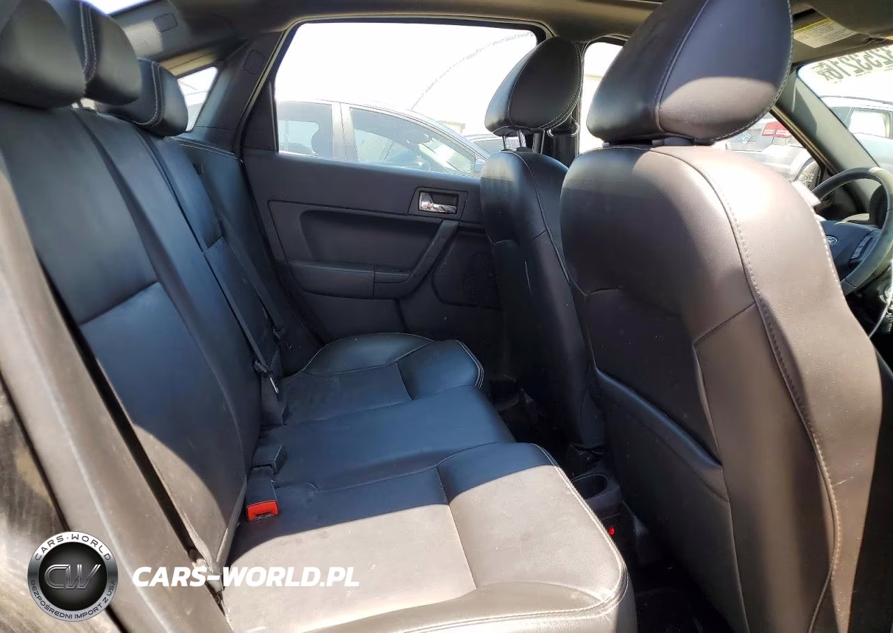 2010 Ford Focus Ses VIN:1FAHP3GN4AW279829 - 10