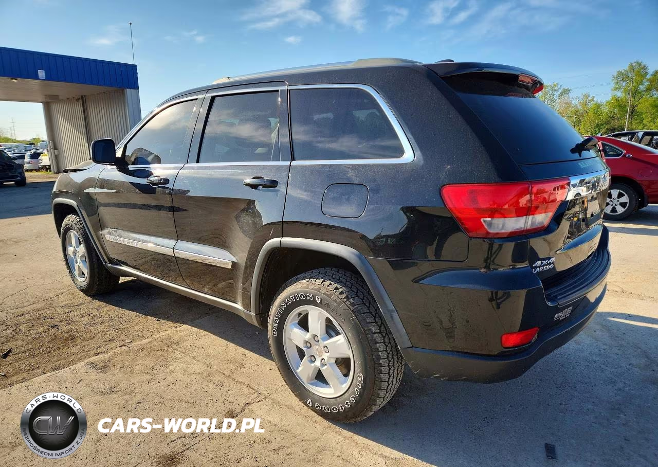 2011 Jeep Grand Cherokee Laredo VIN:1J4RR4GG4BC615007 - 2