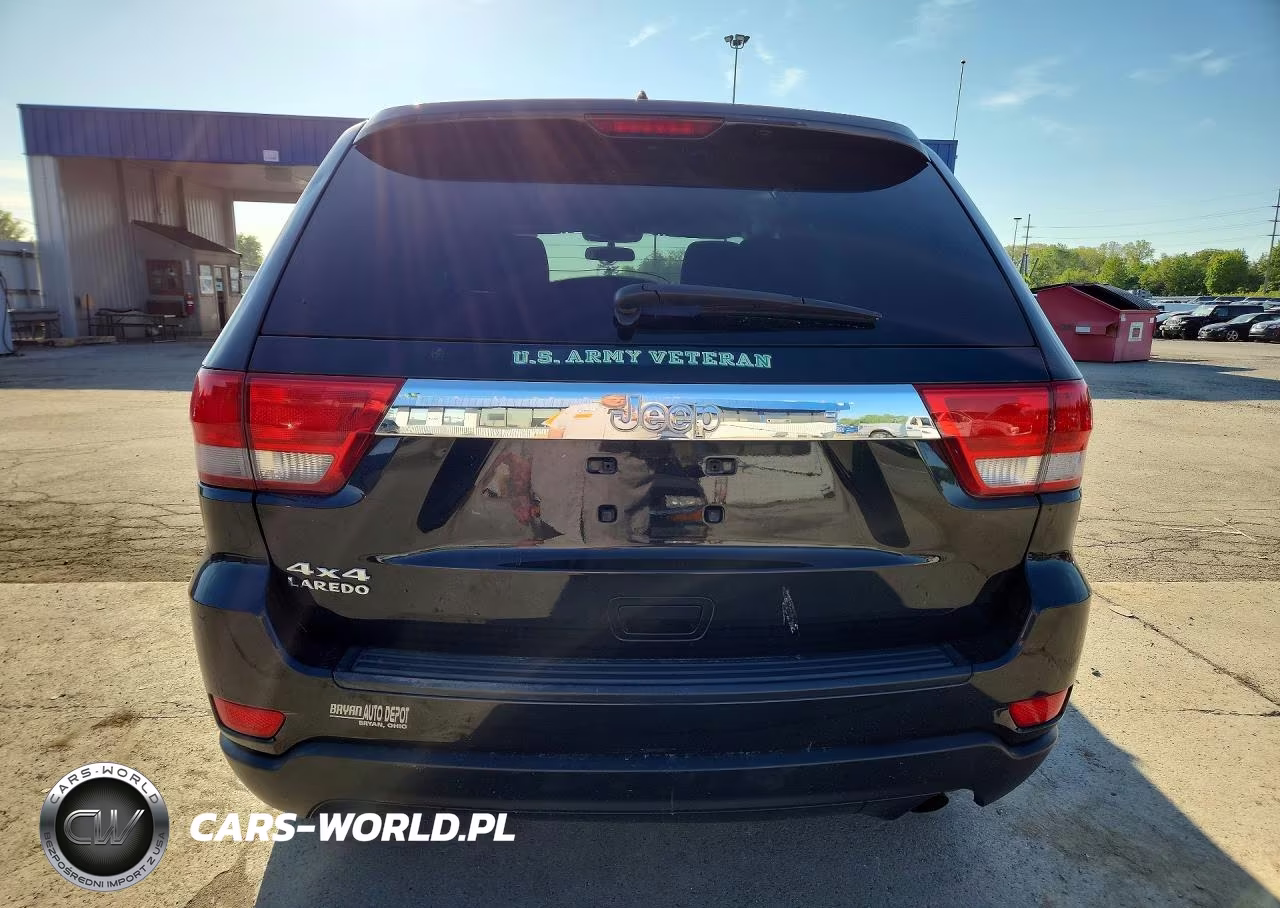 2011 Jeep Grand Cherokee Laredo VIN:1J4RR4GG4BC615007 - 6