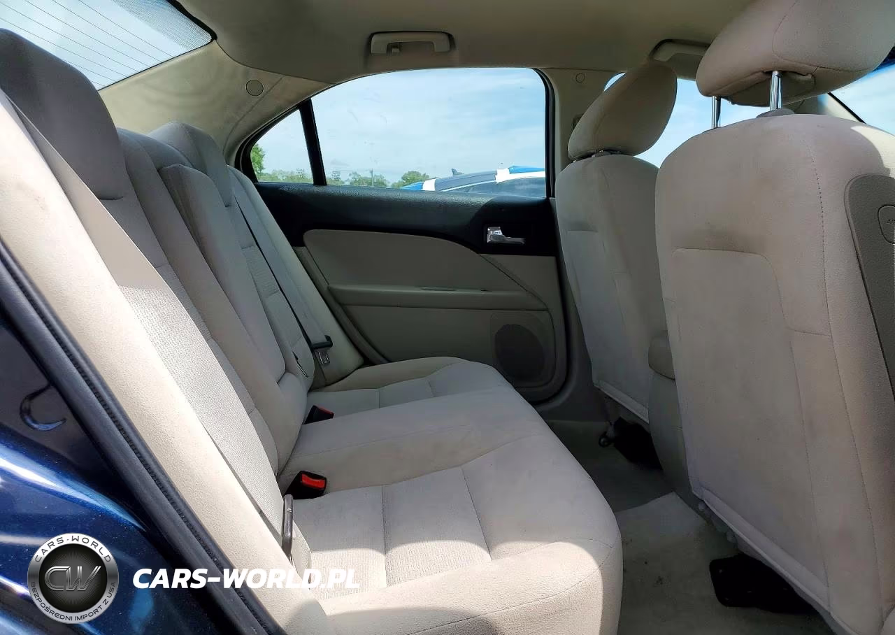 2009 Ford Fusion S VIN:3FAHP06Z99R180084 - 10
