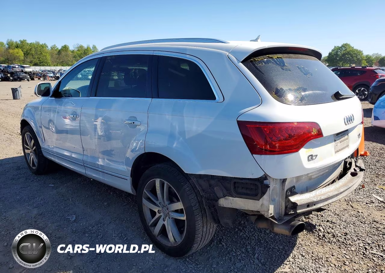 2015 Audi Q7 Premium Plus VIN:WA1LGAFE4FD015422 - 2