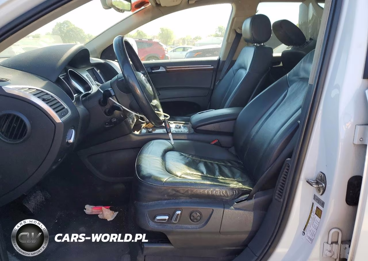 2015 Audi Q7 Premium Plus VIN:WA1LGAFE4FD015422 - 7