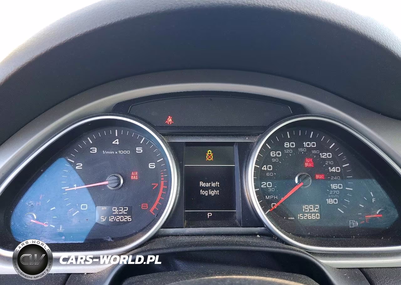 2015 Audi Q7 Premium Plus VIN:WA1LGAFE4FD015422 - 9