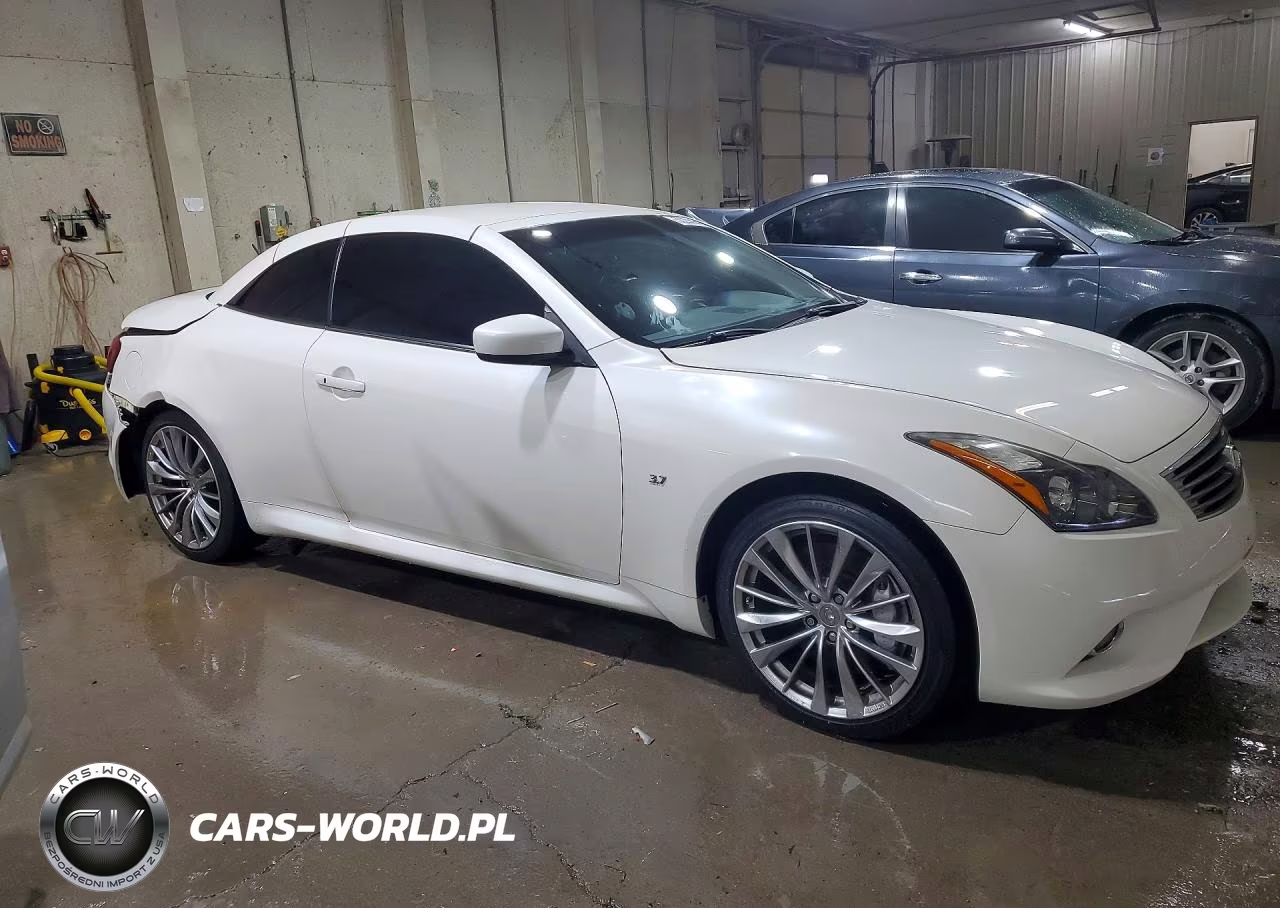 2015 Infiniti Q60 Convertible Base VIN:JN1CV6FE2FM810707 - 4