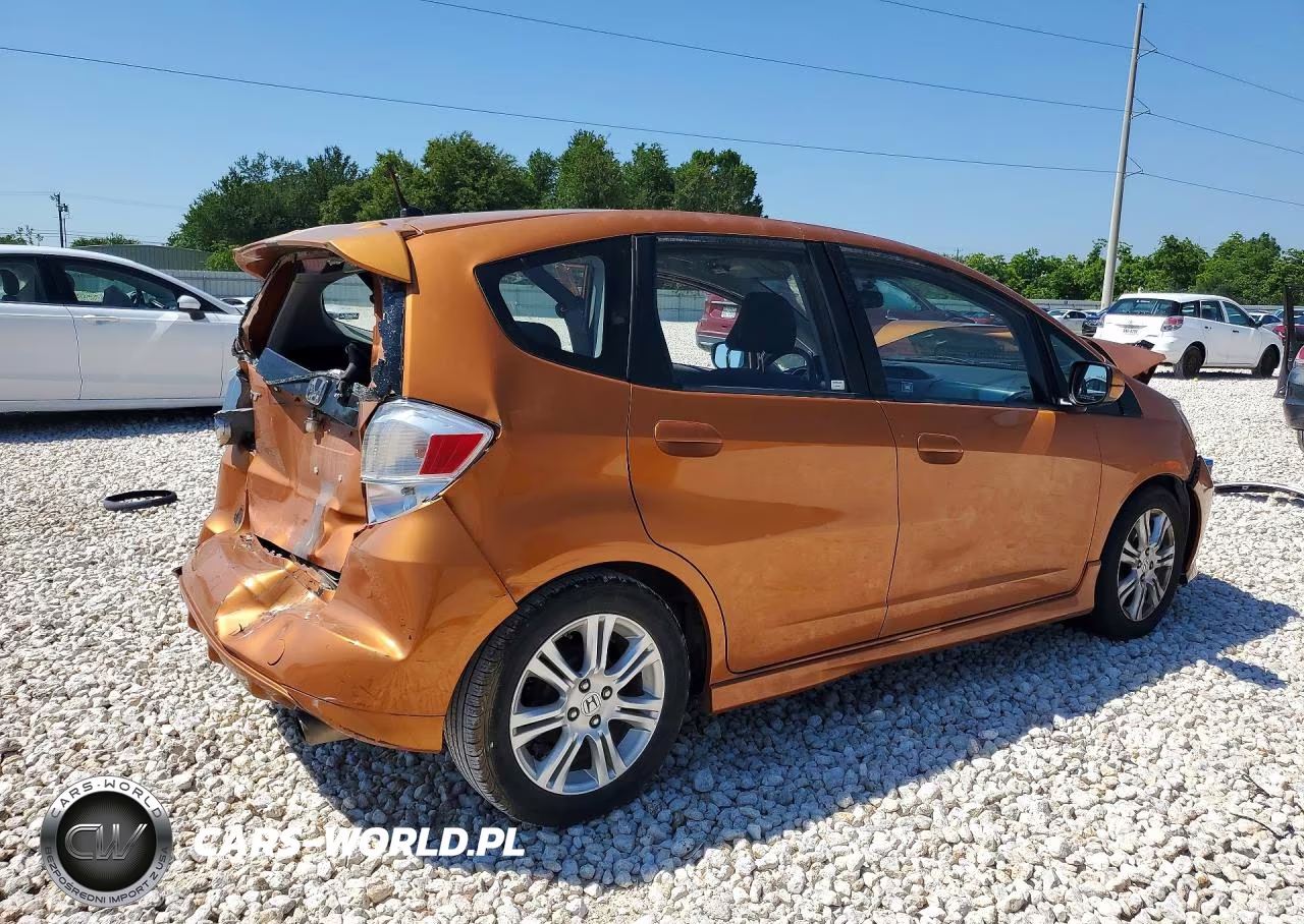 2009 Honda Fit Sport VIN:JHMGE88489S069296 - 3