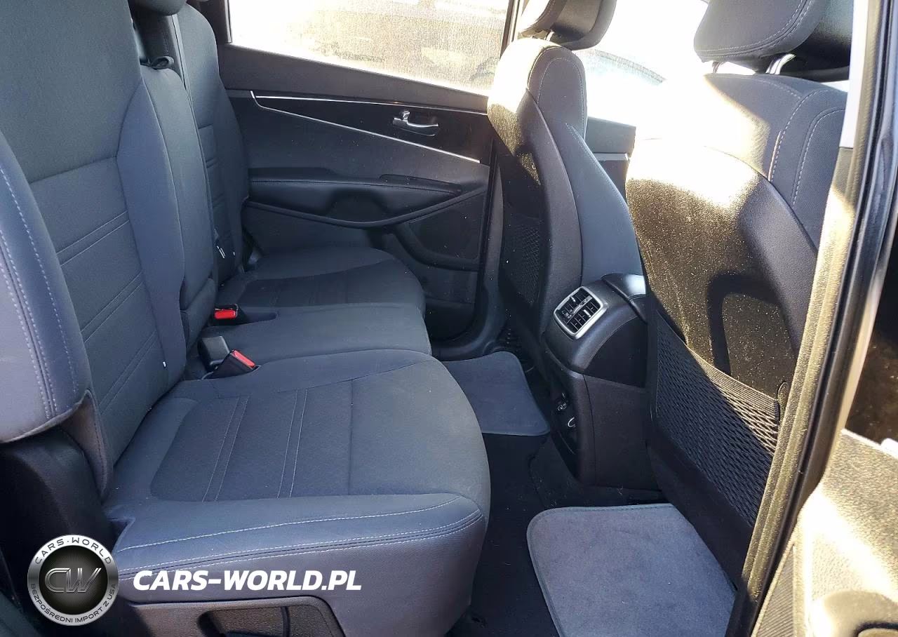 2016 Kia Sorento Lx VIN:5XYPGDA31GG090421 - 11