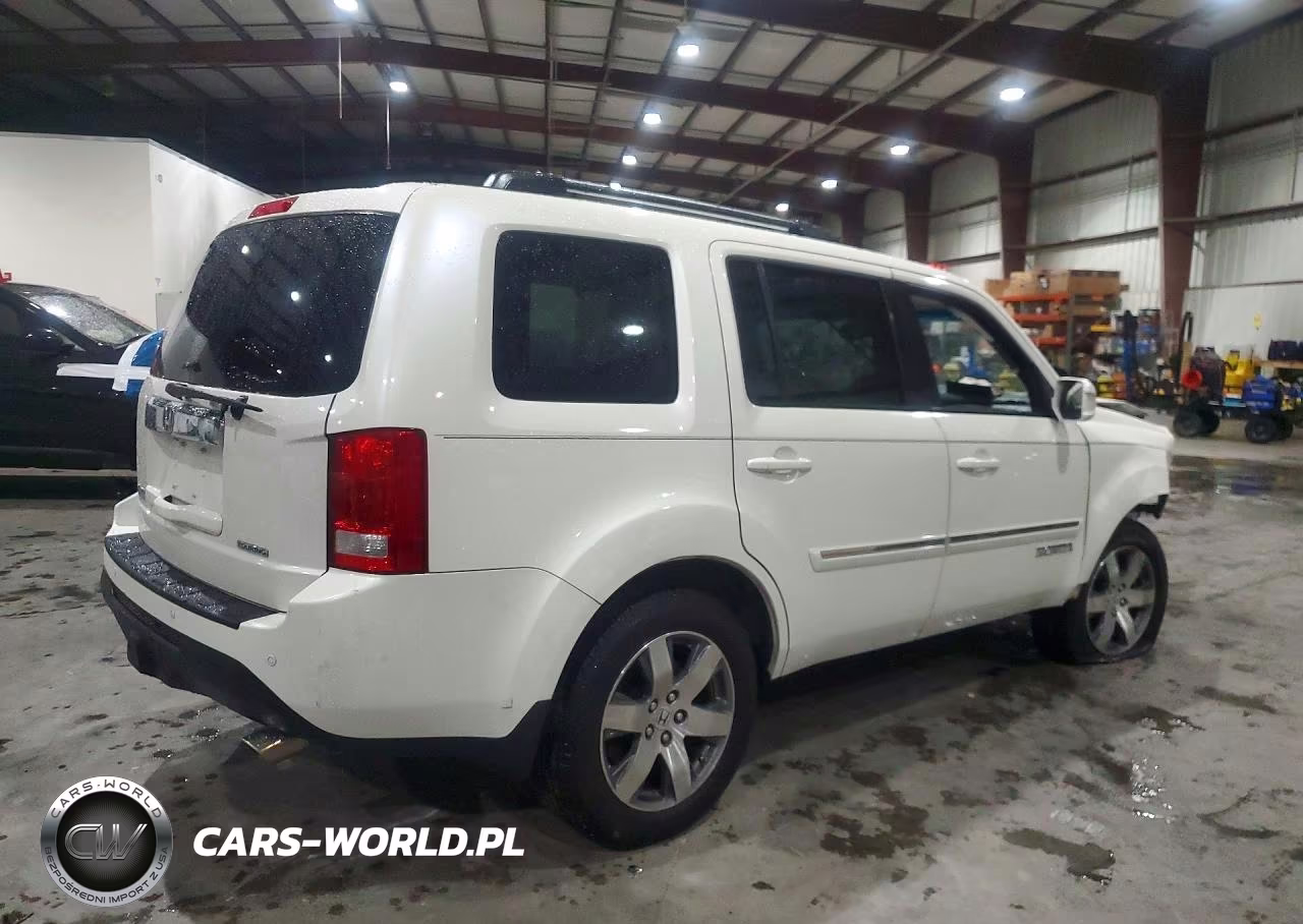 2014 Honda Pilot Touring VIN:5FNYF3H96EB011745 - 3