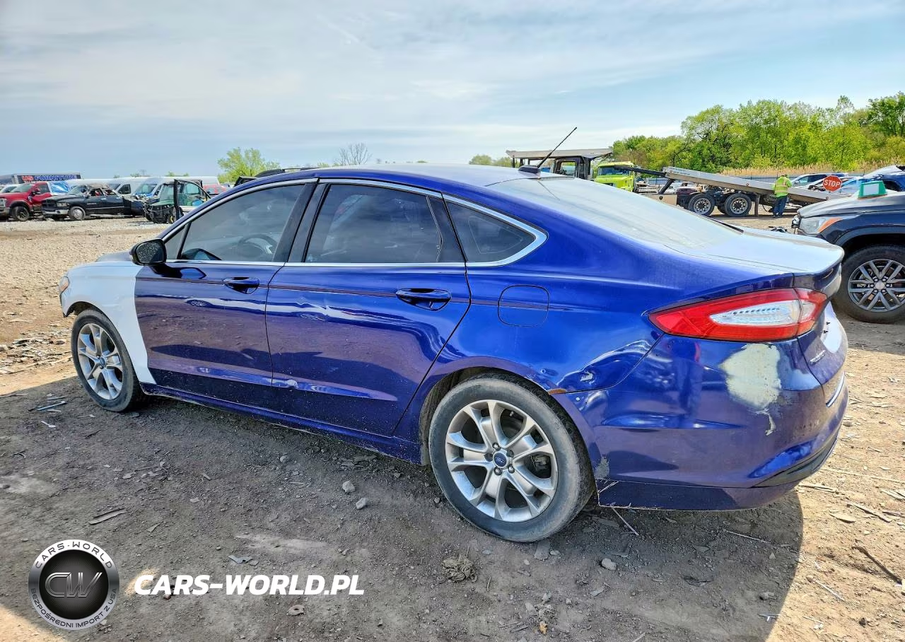 FORD FUSION SE VIN:3FA6P0HR3DR162905 - 2