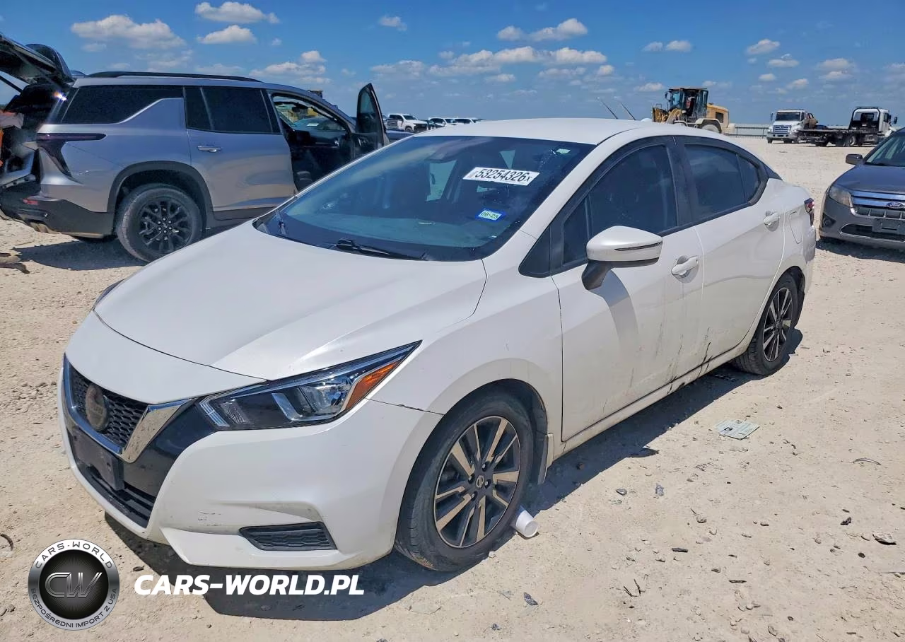 2021 Nissan Versa Sv