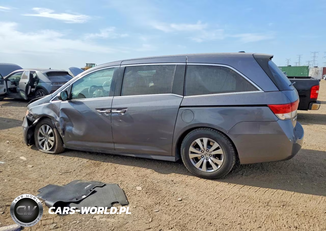 2017 Honda Odyssey Se VIN:5FNRL5H30HB015329 - 2