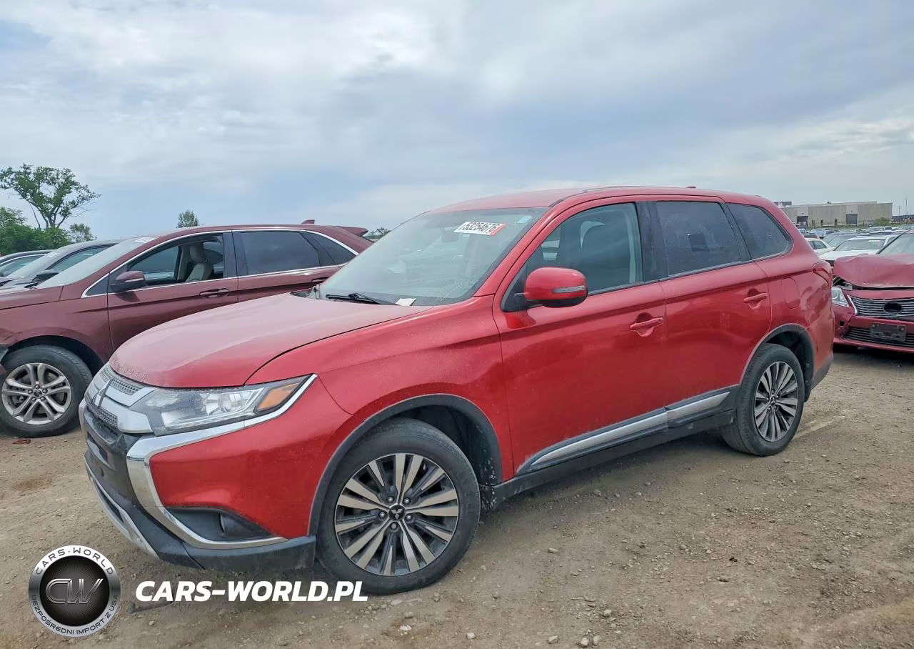 2019 Mitsubishi Outlander Se – zdjęcie 1 z 13