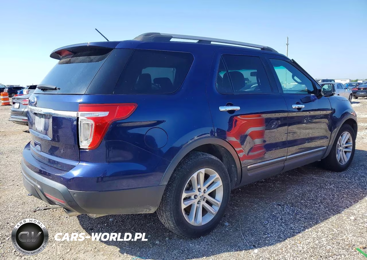 2011 Ford Explorer Xlt VIN:1FMHK7D8XBGA50920 - 3