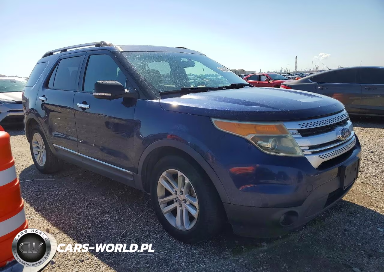 2011 Ford Explorer Xlt VIN:1FMHK7D8XBGA50920 - 4
