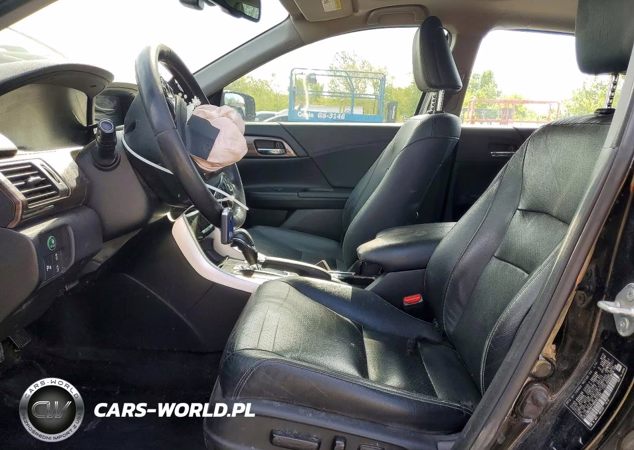 2017 Honda Accord Touring Hybrid VIN:JHMCR6F78HC031192 - 7