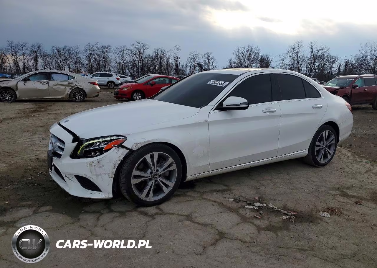 2020 Mercedes-Benz C 300