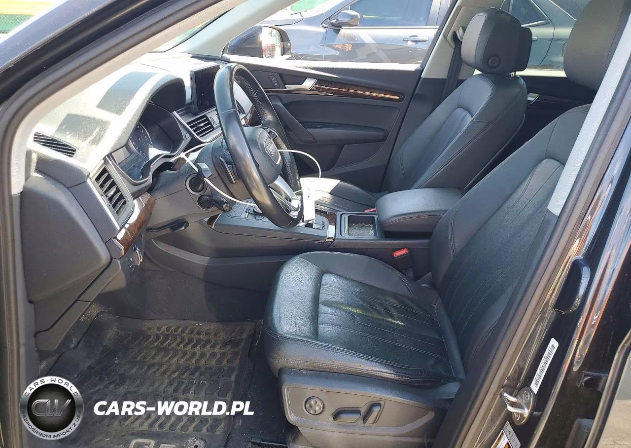 2018 Audi Q5 Premium VIN:WA1ANAFYXJ2001004 - 7